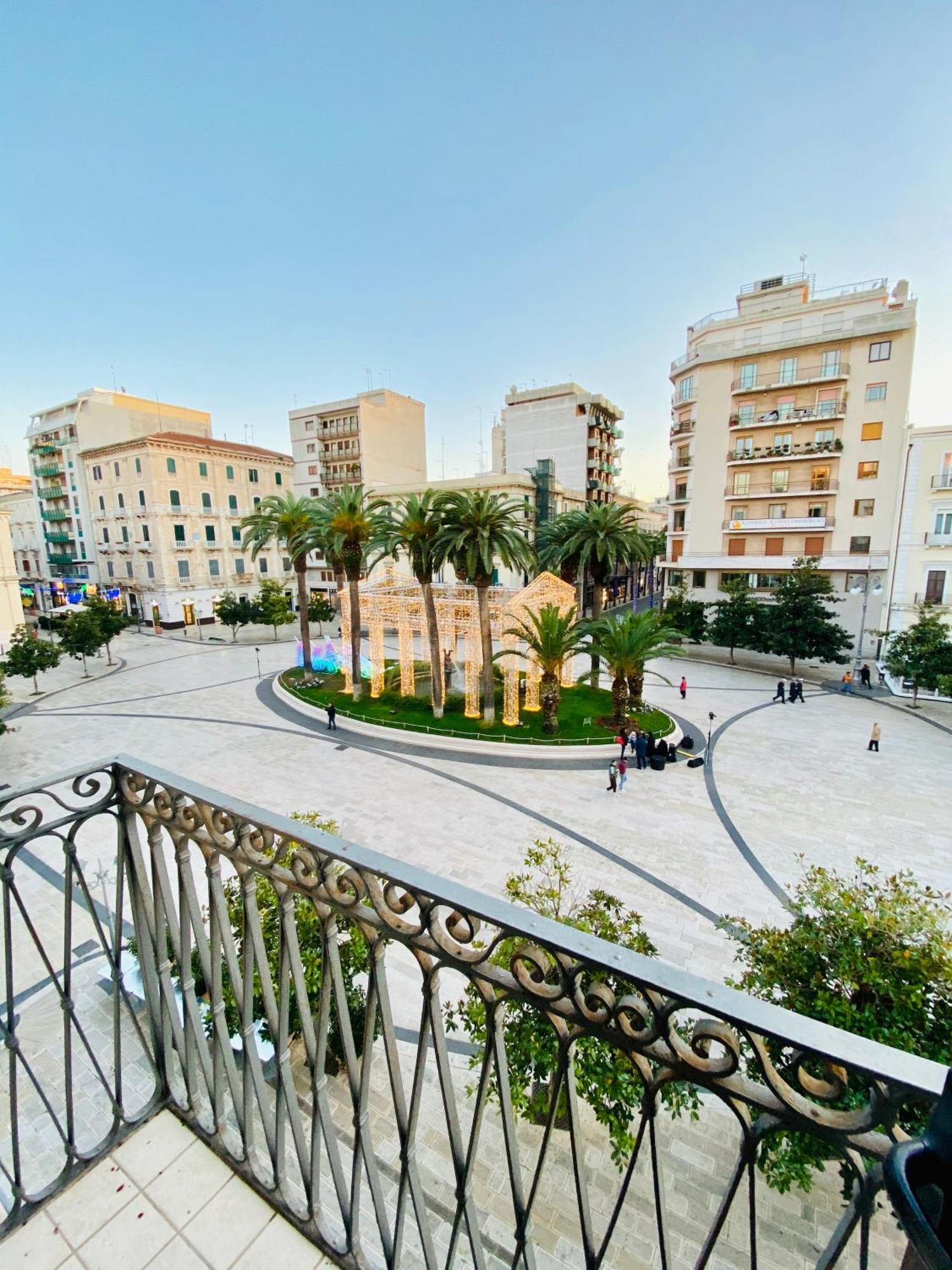 Amica In Piazza Taranto